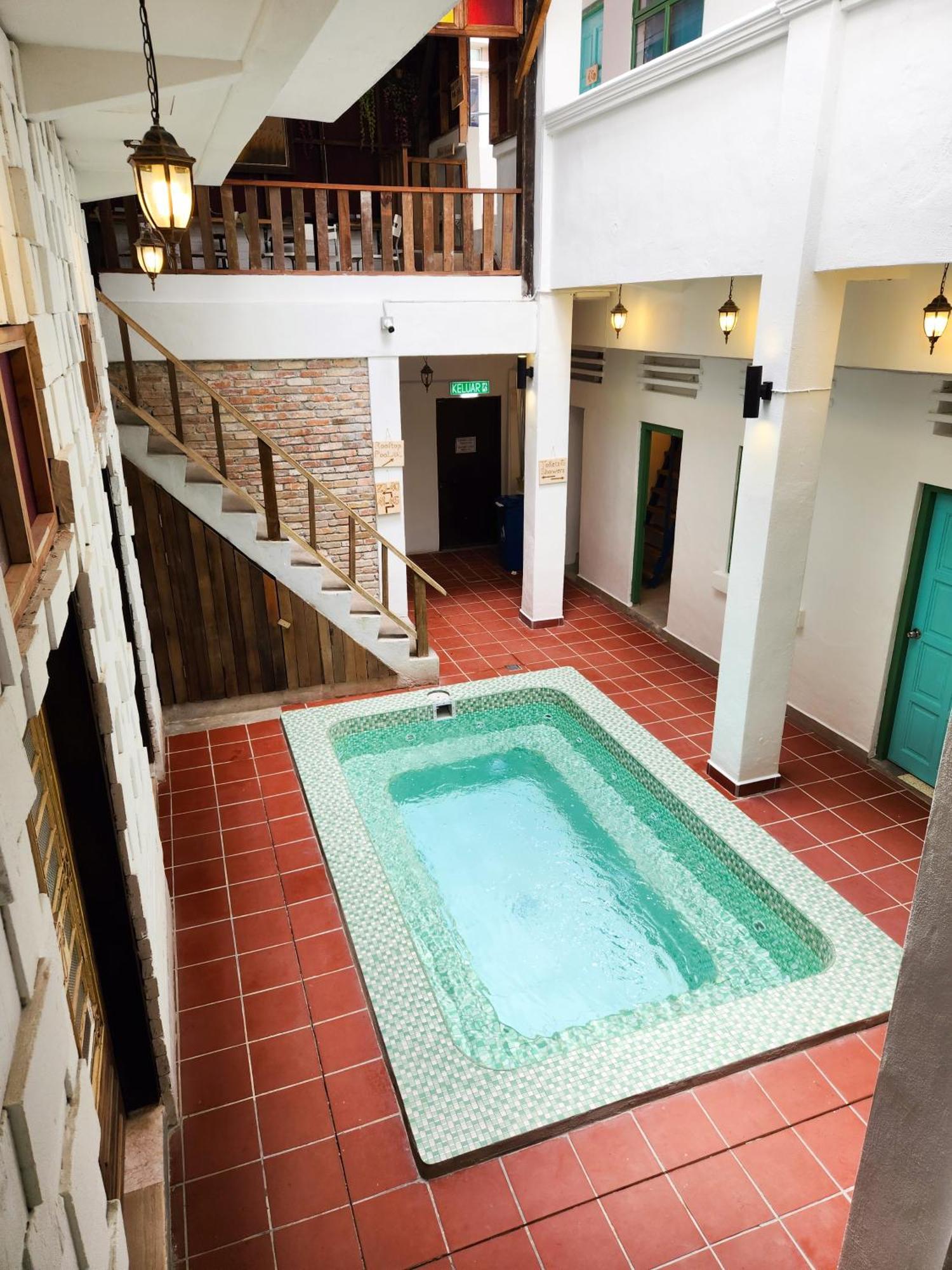 Bestow Boutique Hotel Куала-Лумпур Экстерьер фото