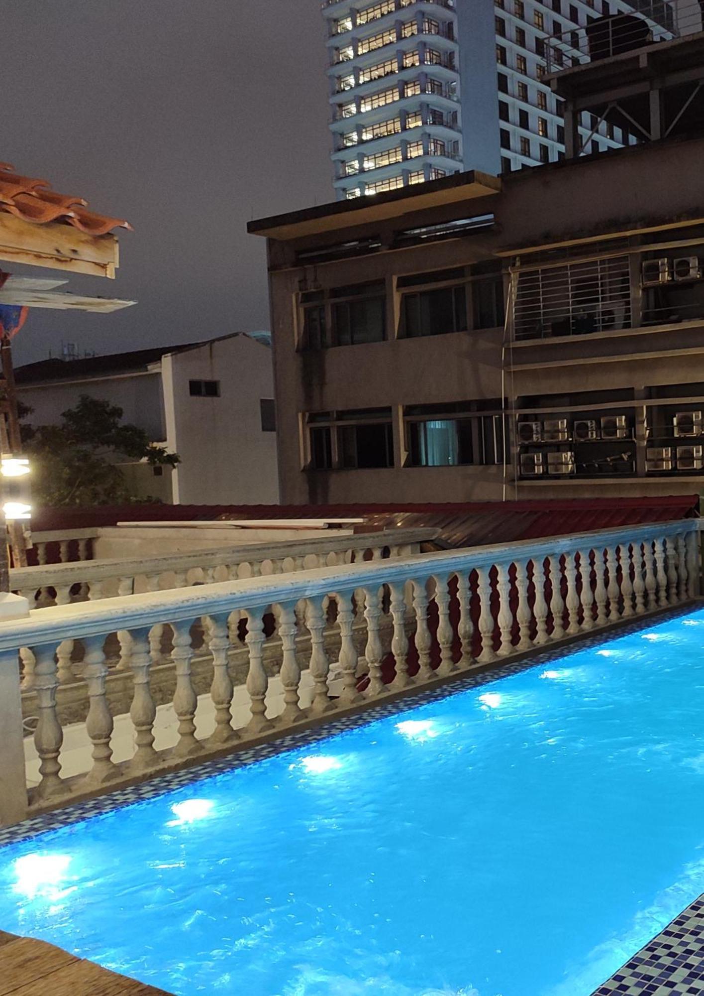 Bestow Boutique Hotel Куала-Лумпур Экстерьер фото